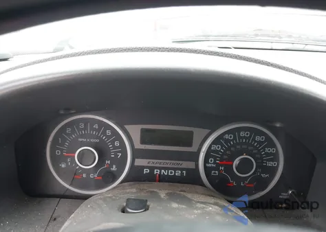 2005 Ford Expedition Xlt z USA, uszkodzony, nr VIN 1FMFU16515LA54920